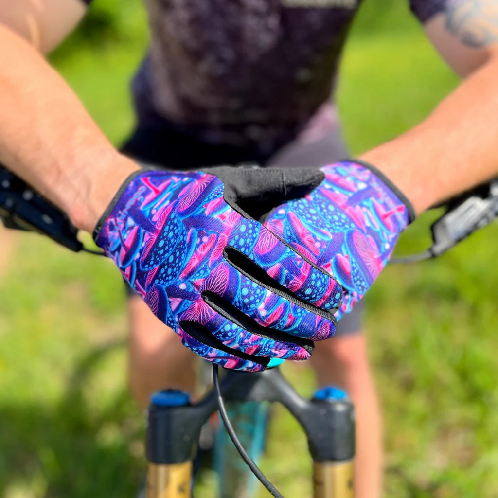 Cognative Tech 2.0 Gloves